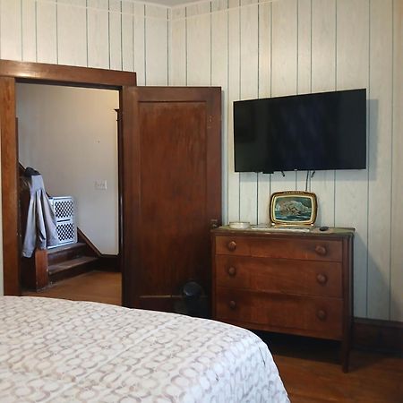 Hemlock House Villa Ironwood Bagian luar foto
