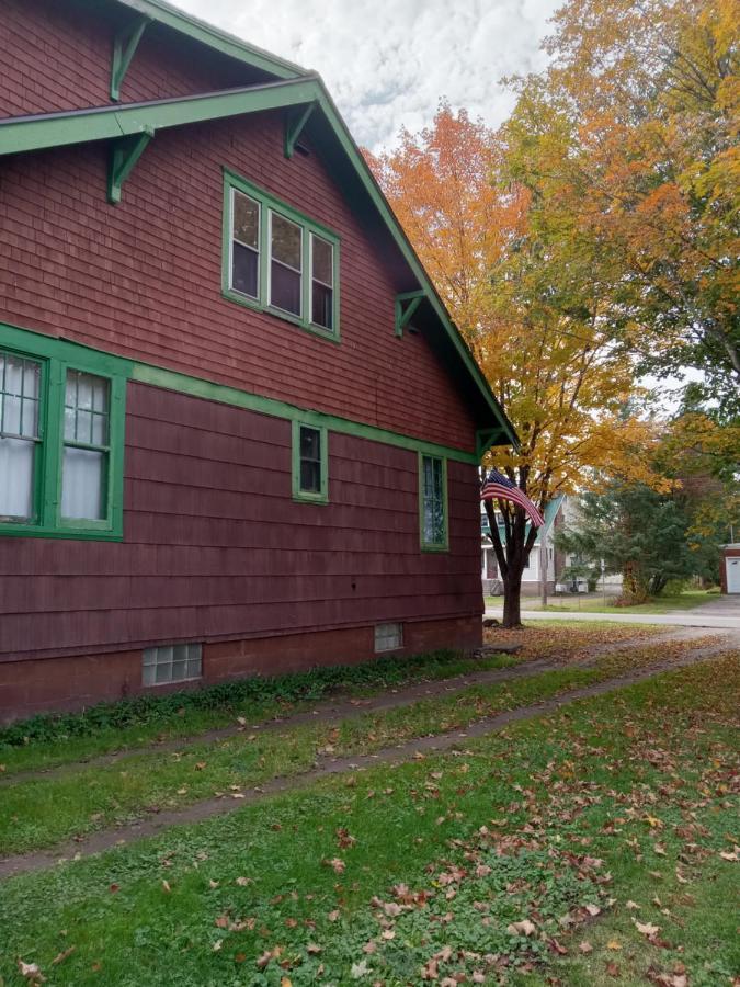 Hemlock House Villa Ironwood Bagian luar foto